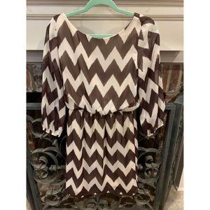 Jessica Howard lined chevron dress, women’s size 6 (V)